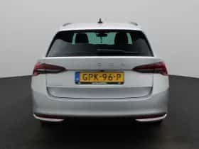 Škoda Octavia (2024) thumbnail 5