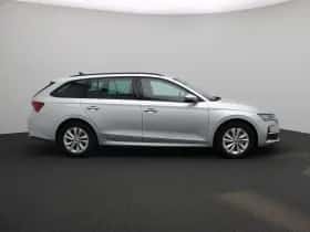 Škoda Octavia (2024) thumbnail 6