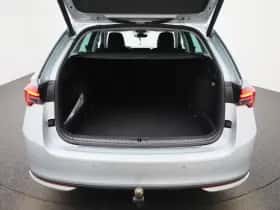 Škoda Octavia (2024) thumbnail 10