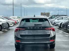 Škoda Octavia (2024) thumbnail 4