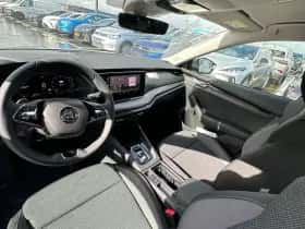 Škoda Octavia (2024) thumbnail 5