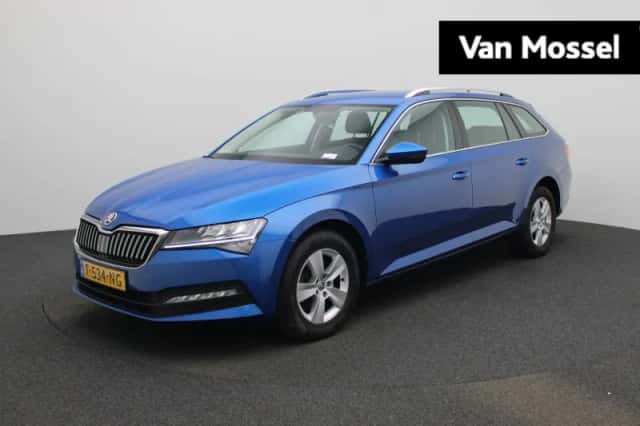 Škoda Superb (2023) thumbnail 1