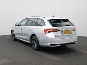 Škoda Octavia (2024) thumbnail 2