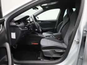 Škoda Octavia (2024) thumbnail 11