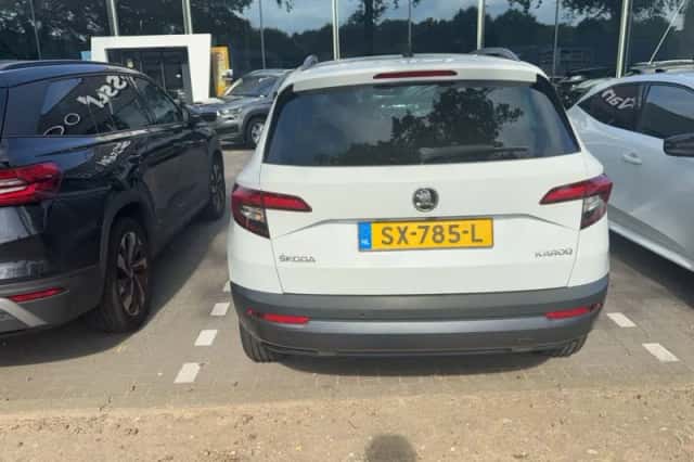 Škoda Karoq (2018) thumbnail 3