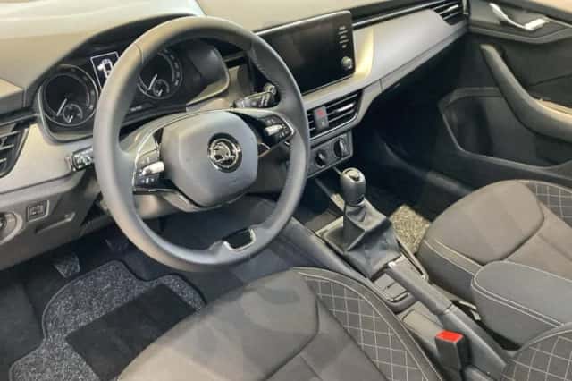 Škoda Scala (2024) thumbnail 6