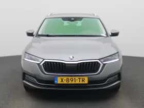 Škoda Octavia (2024) thumbnail 3