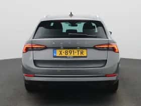 Škoda Octavia (2024) thumbnail 5