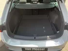SEAT Leon (2025) thumbnail 13