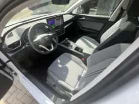 SEAT Leon (2025) thumbnail 10