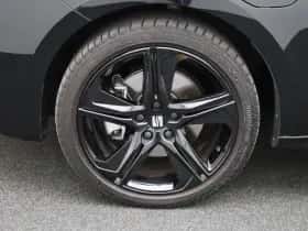 SEAT Leon (2025) thumbnail 13