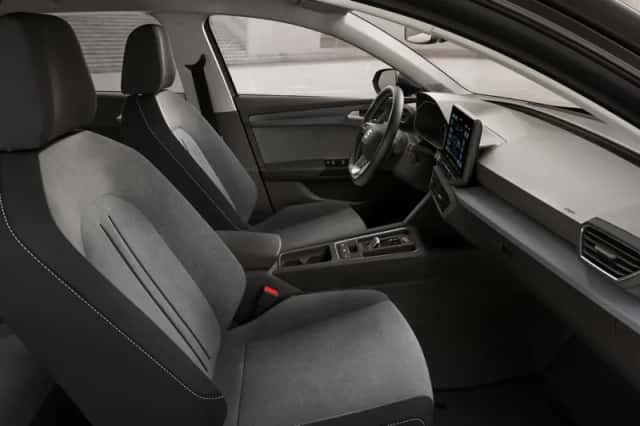 SEAT Leon (2026) thumbnail 5