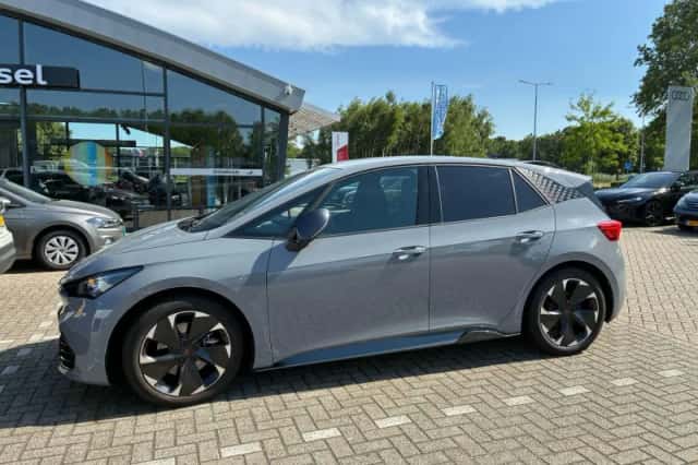 CUPRA Born (2024) thumbnail 4