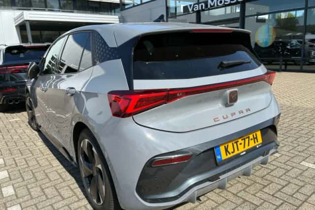 CUPRA Born (2024) thumbnail 5
