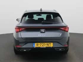 SEAT Leon (2022) thumbnail 5