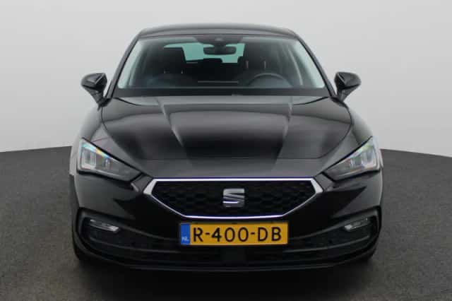 SEAT Leon (2022) thumbnail 3
