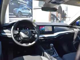 Škoda Octavia (2024) thumbnail 11
