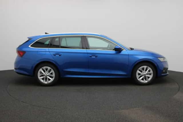 Škoda Octavia (2024) thumbnail 6