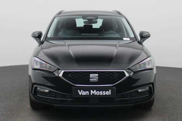 SEAT Leon (2025) thumbnail 3