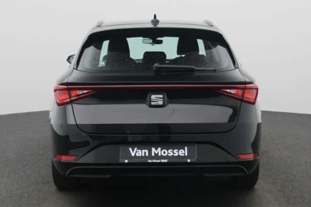 SEAT Leon (2025) thumbnail 5