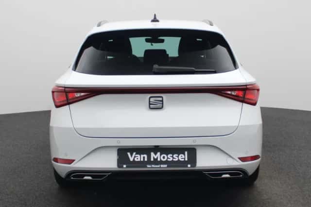 SEAT Leon (2025) thumbnail 5