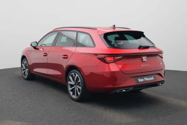 SEAT Leon (2026) thumbnail 2