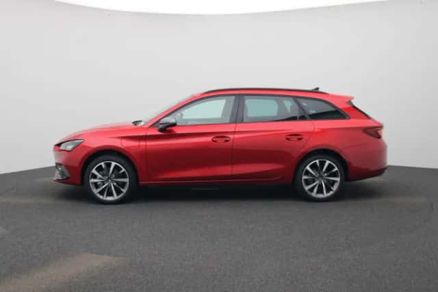 SEAT Leon (2026) thumbnail 4
