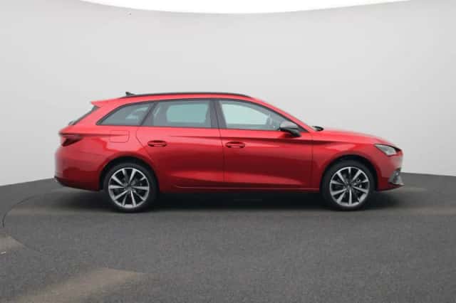 SEAT Leon (2026) thumbnail 6