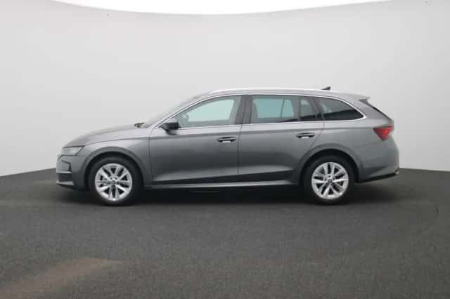 Škoda Octavia (2025) thumbnail 4