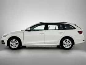 Škoda Octavia (2024) thumbnail 2