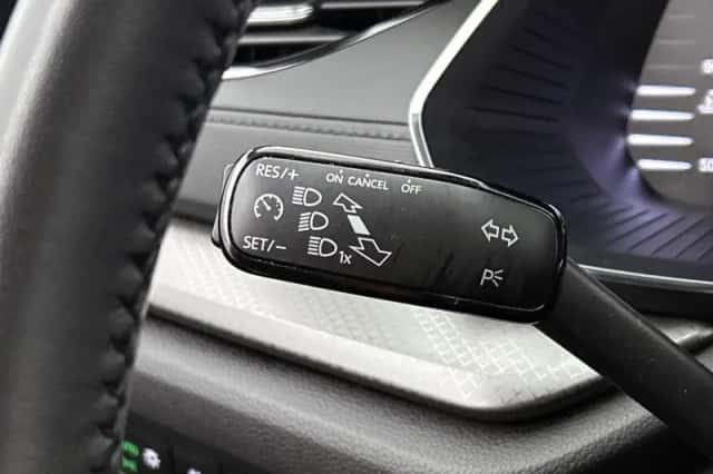 Škoda Octavia (2024) thumbnail 6