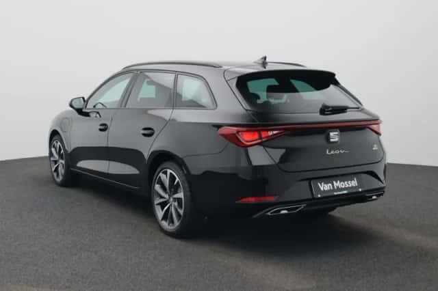 SEAT Leon (2026) thumbnail 2