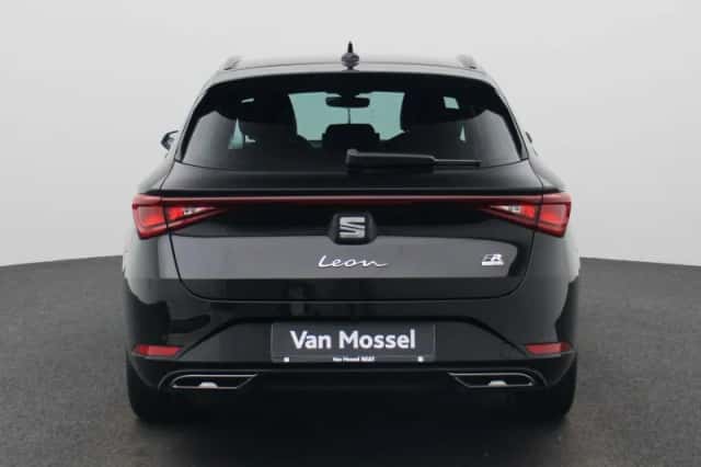 SEAT Leon (2026) thumbnail 5