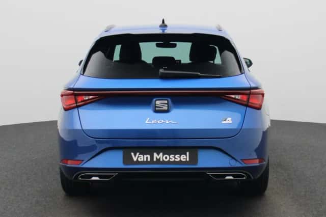 SEAT Leon (2025) thumbnail 5