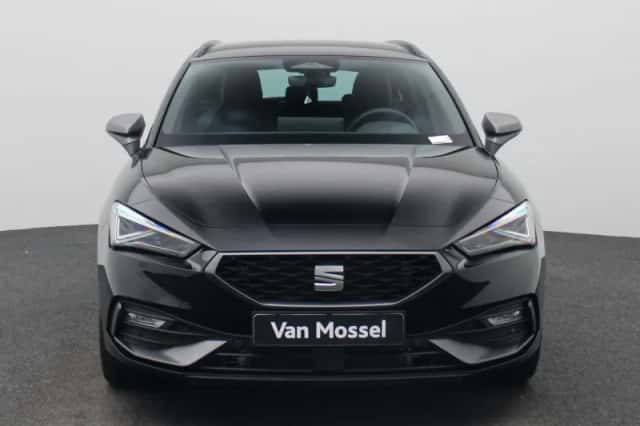 SEAT Leon (2025) thumbnail 3