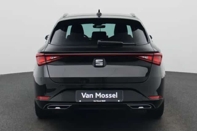 SEAT Leon (2025) thumbnail 5
