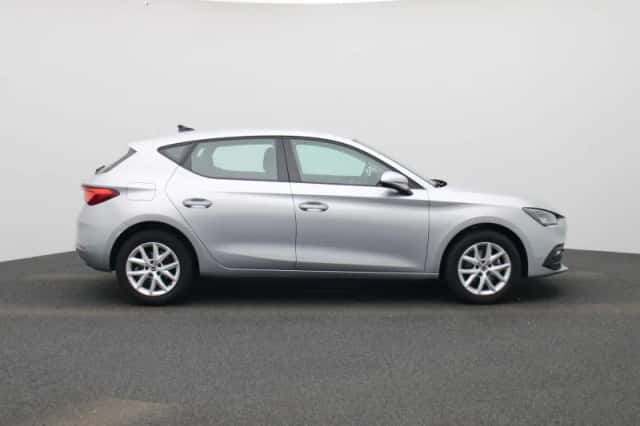 SEAT Leon (2022) thumbnail 6