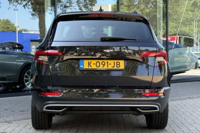Škoda Karoq (2021) thumbnail 4