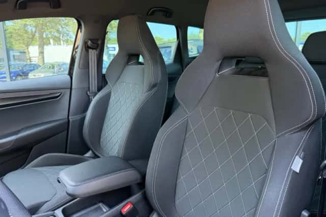 Škoda Karoq (2021) thumbnail 5