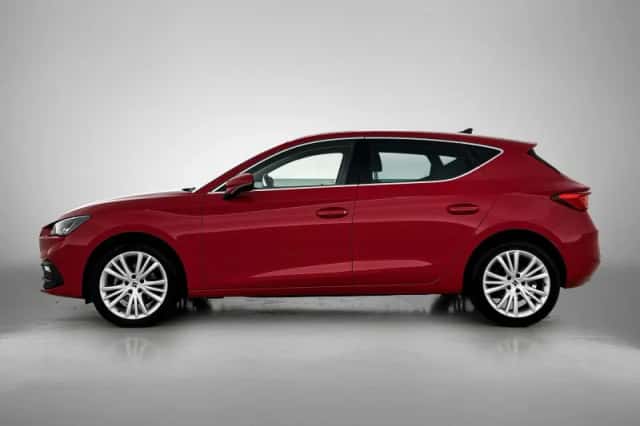 SEAT Leon (2021) thumbnail 2