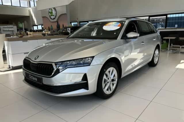 Škoda Octavia (2025) thumbnail 2