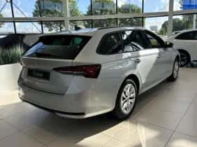 Škoda Octavia (2025) thumbnail 4