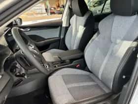 Škoda Octavia (2025) thumbnail 6