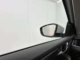 Škoda Octavia (2019) thumbnail 17
