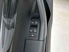 Škoda Octavia (2019) thumbnail 24