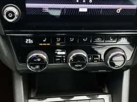 Škoda Octavia (2019) thumbnail 25