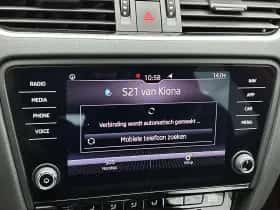 Škoda Octavia (2019) thumbnail 10