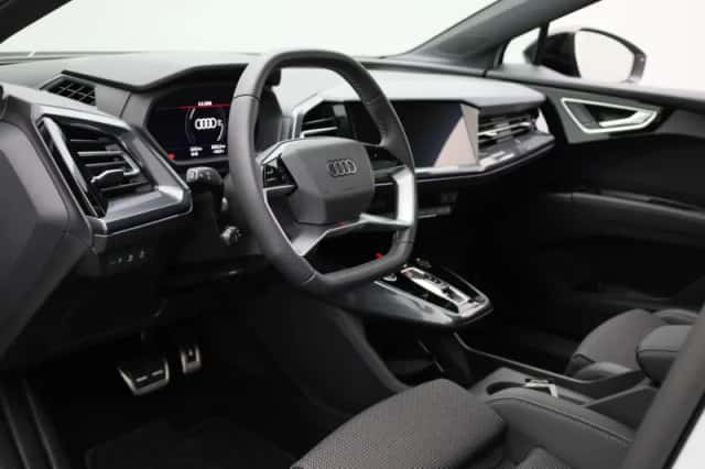 Audi Q4 (2025) thumbnail 38