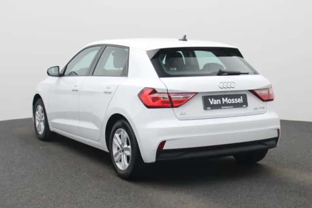 Audi A1 (2022) thumbnail 3