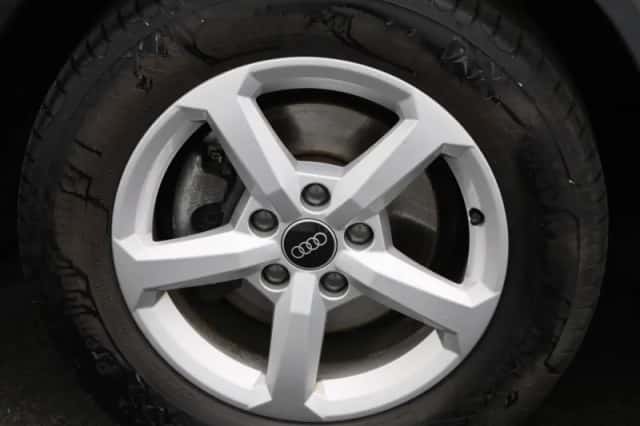 Audi Q2 (2022) thumbnail 12